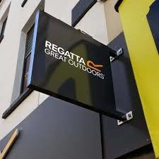 HIGHSPAN γύρω από την υπαίθρια ελαφριά πινακίδα επιχειρησιακού Lightbox οδών σημαδιών κιβωτίων