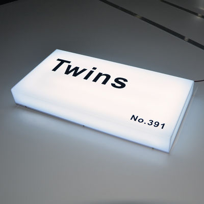 Το τετράγωνο οδήγησε το ακρυλικό CE ROHS σημαδιών Lightbox